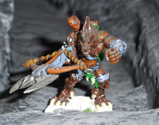 Confrontation Wolfen Armbrust